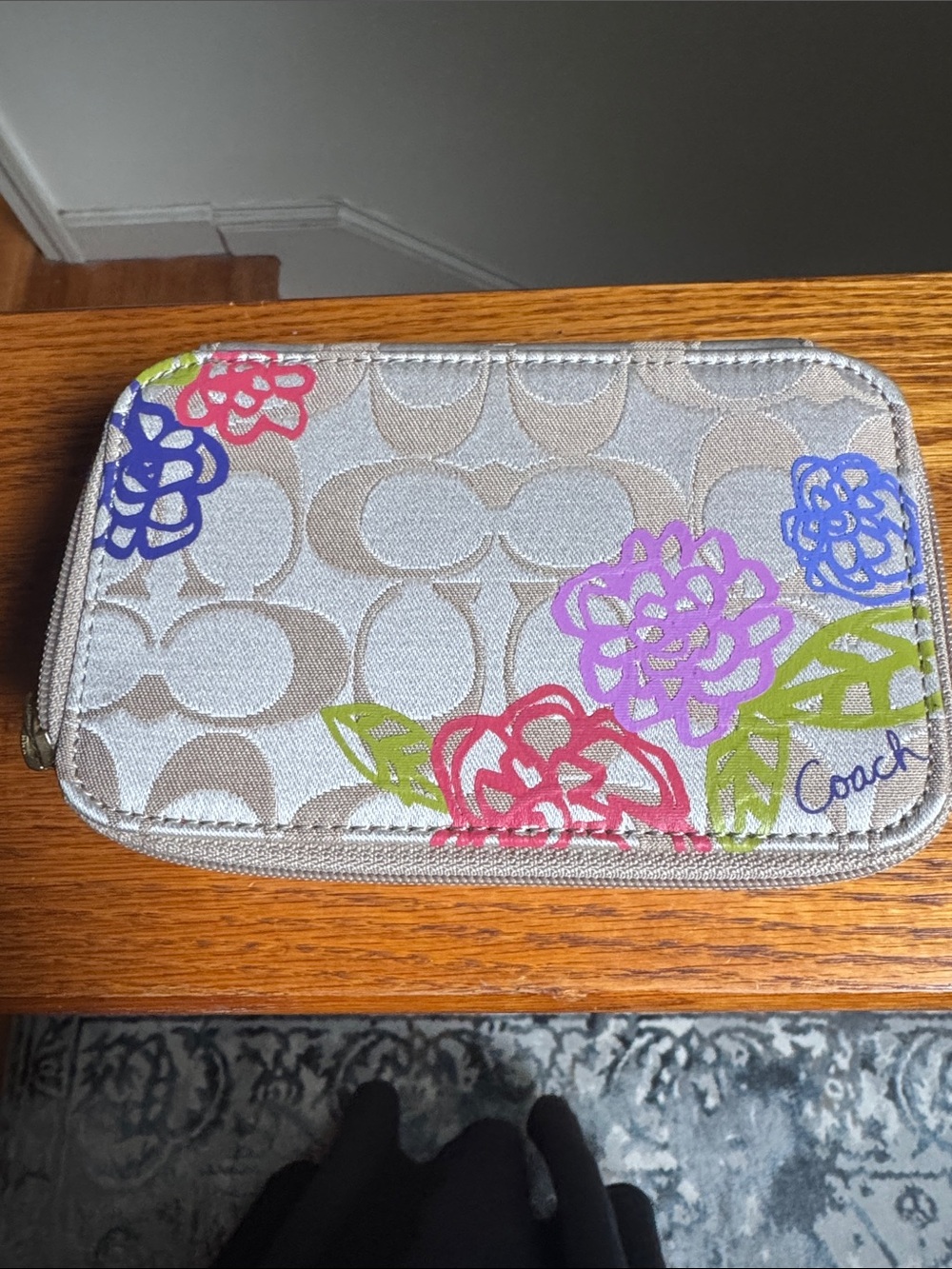 Coach Beige Signature Zip jewelry box with Multicolor Floral Print